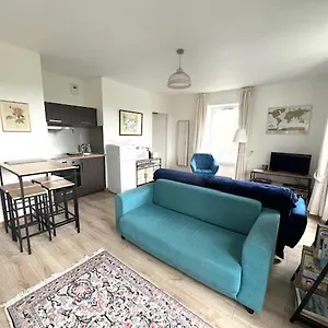 Très Lumineux Avec Belle Vue Dégagée Appartement